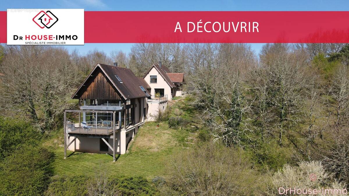 Maison à ROUFFIGNAC-SAINT-CERNIN-DE-REILHAC