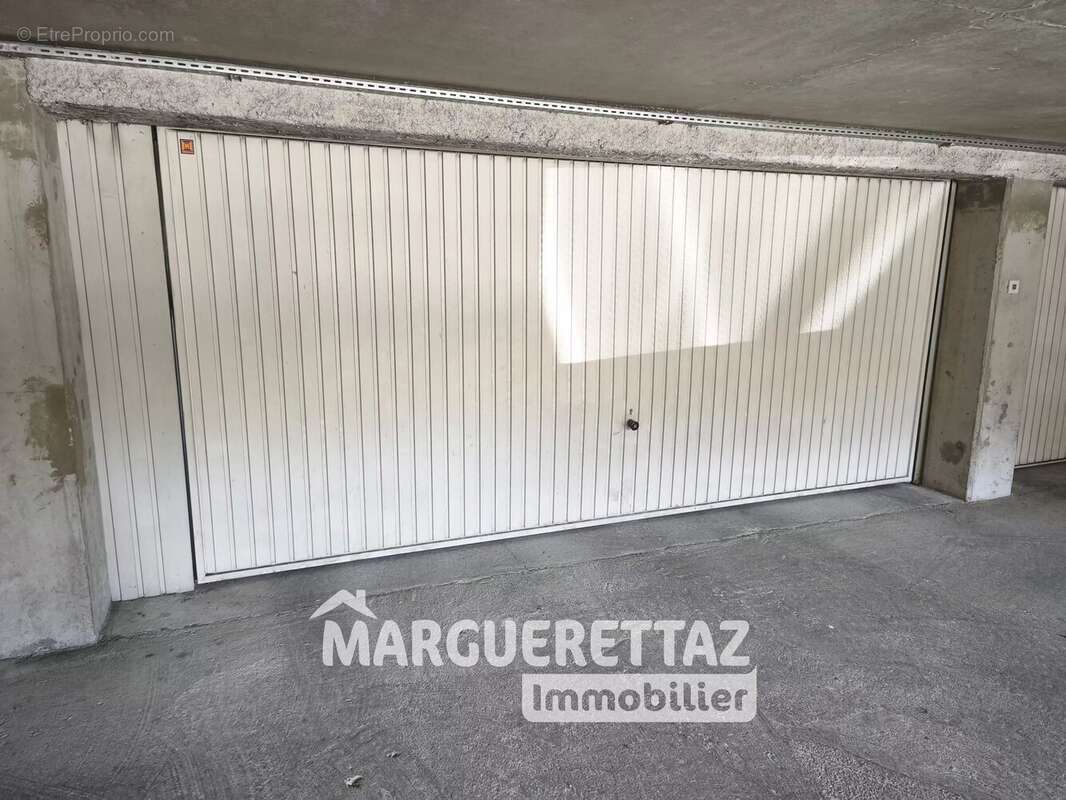 Appartement à VILLE-LA-GRAND