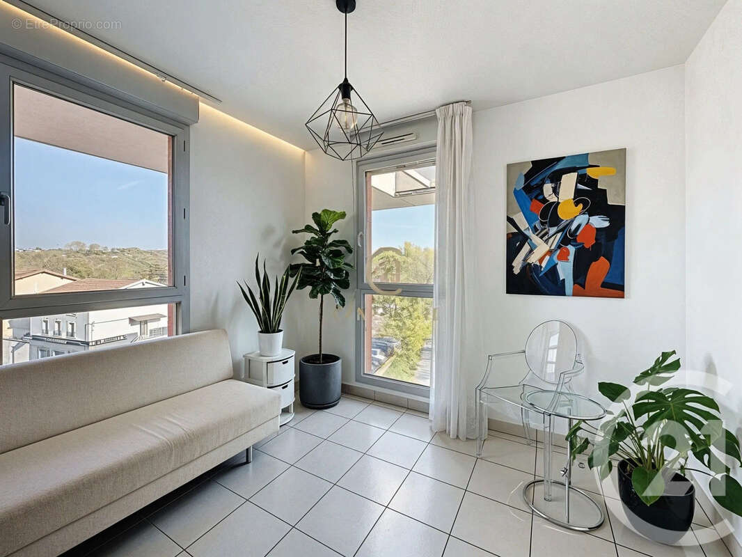 Appartement à GRIGNY