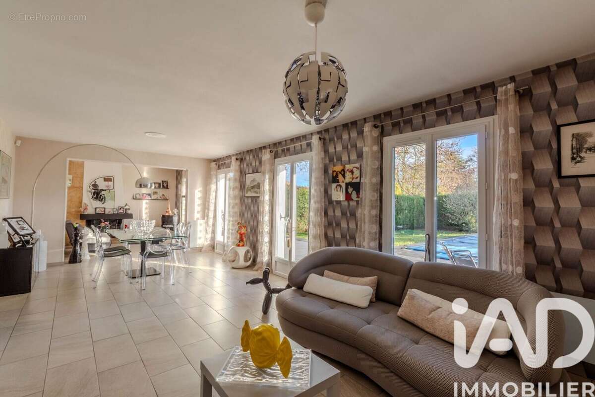 Maison 158 m² à Montigny-Sur-Loing  - photo 3