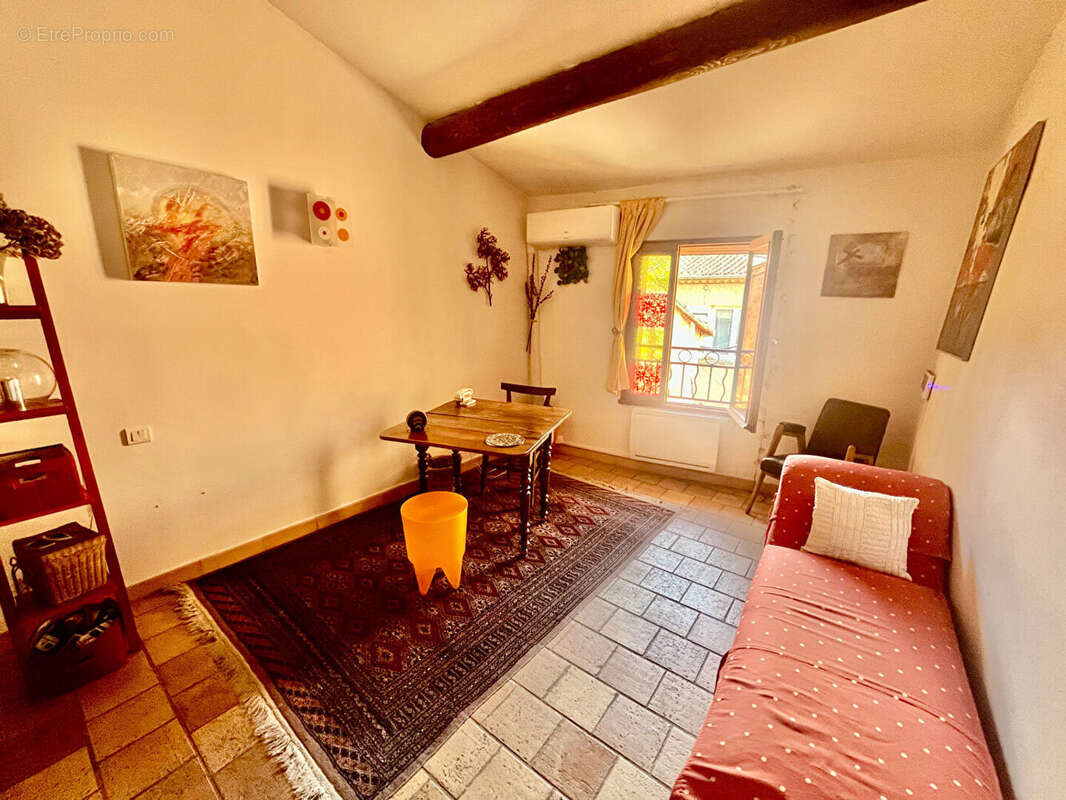 Maison à L&#039;ISLE-SUR-LA-SORGUE