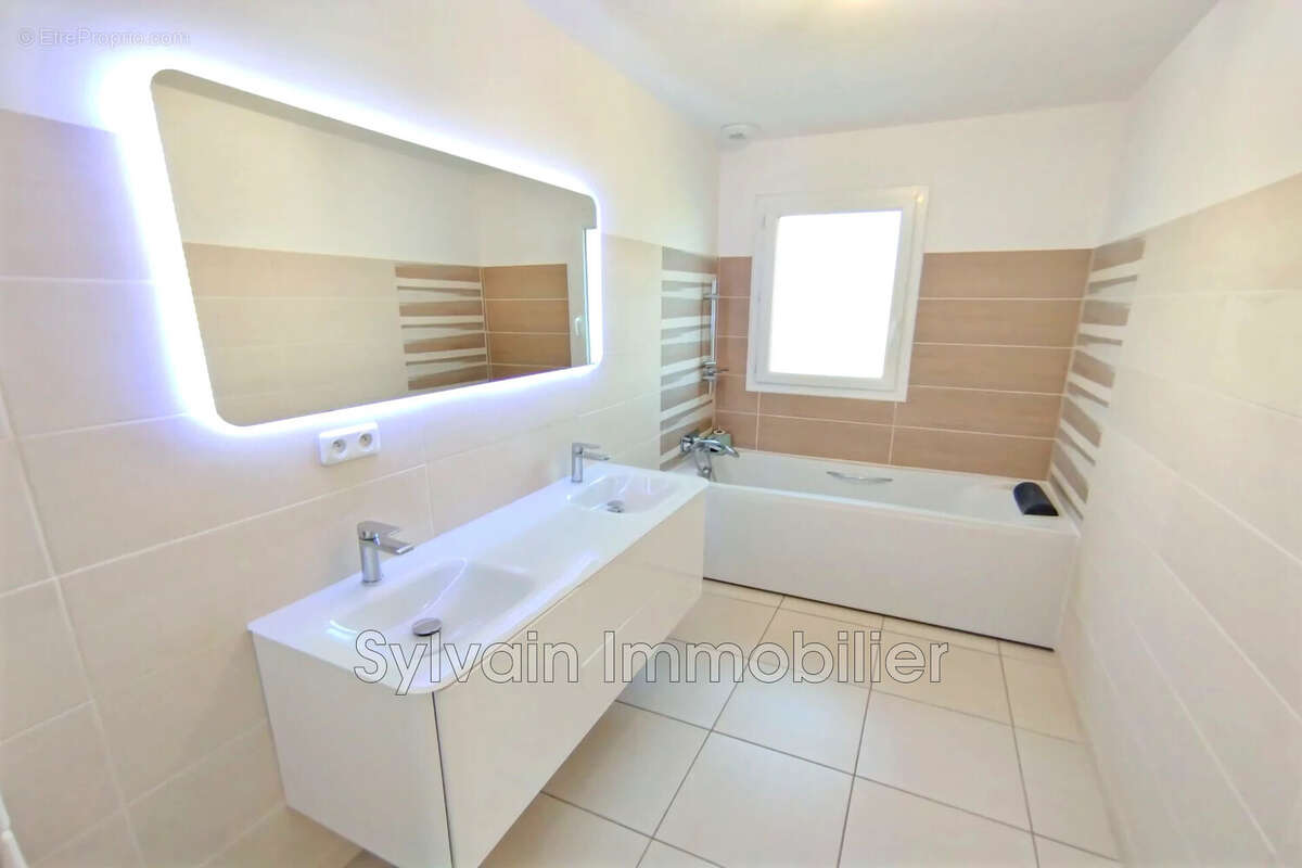 Maison à FORGES-LES-EAUX