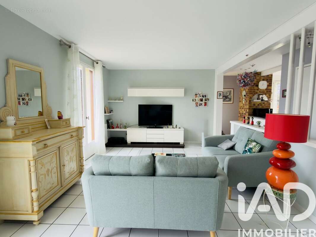 Photo 4 - Maison à FARGUES-SAINT-HILAIRE