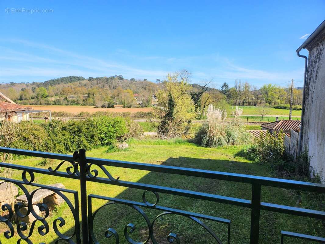 Jolie Maison avec jardin - grange et garage - à vendre 4 pièces CUZORN (Lot-et-Garonne 47) - photo 21