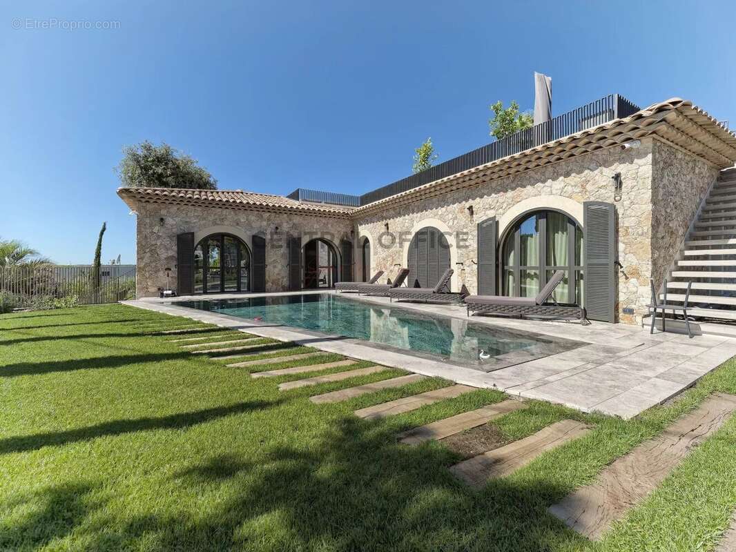 Maison à ANTIBES