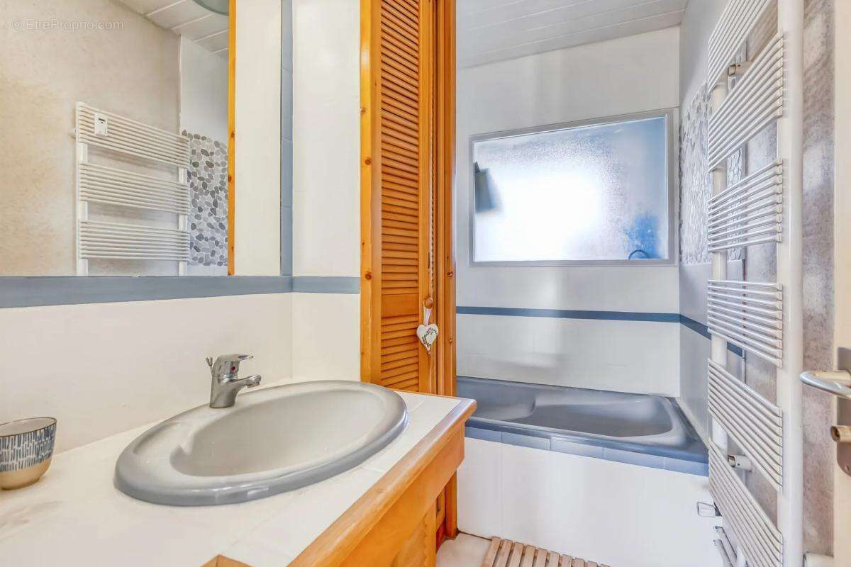 Appartement à SEYSSINET-PARISET