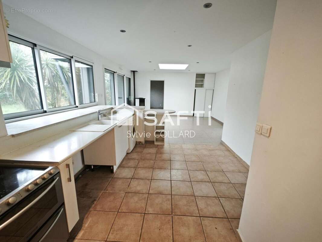 Photo 3 - Maison à LA CHAPELLE-DES-MARAIS