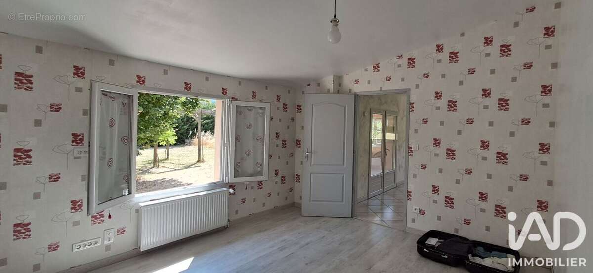 Maison 140 m² à Recoubeau-Jansac  - photo 7