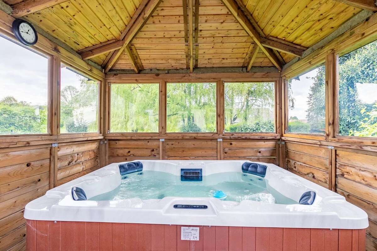 Maison à RIBECOURT-DRESLINCOURT