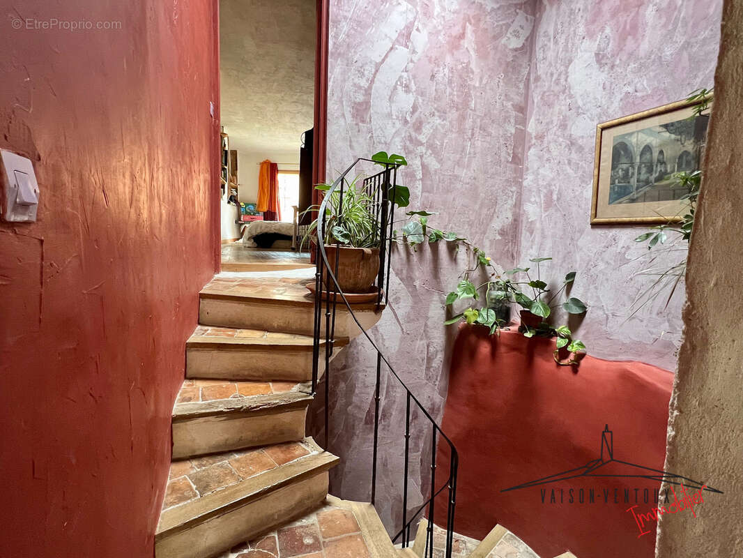 Maison de village avec terrasse et vue - photo 5