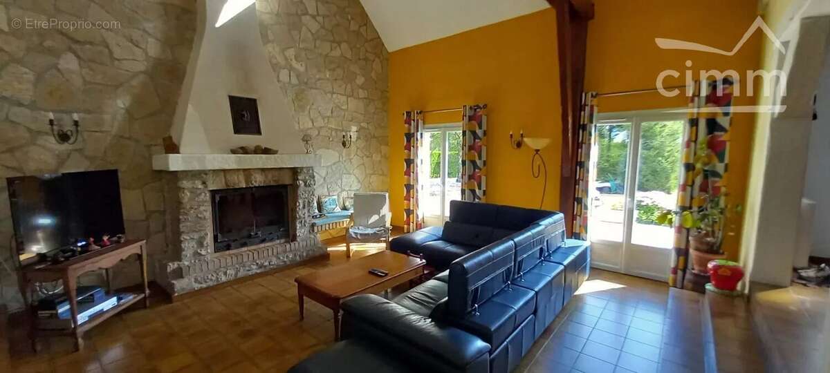 Maison à HUISSEAU-SUR-COSSON