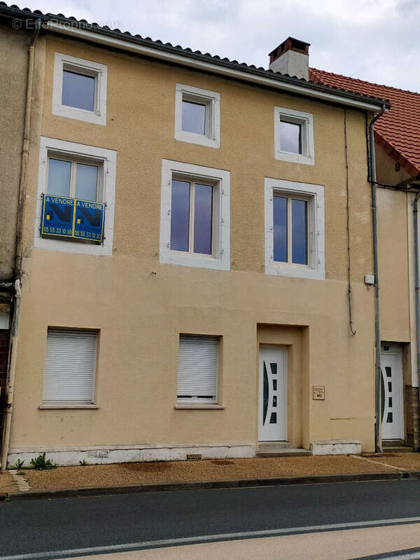 Maison à LA COQUILLE