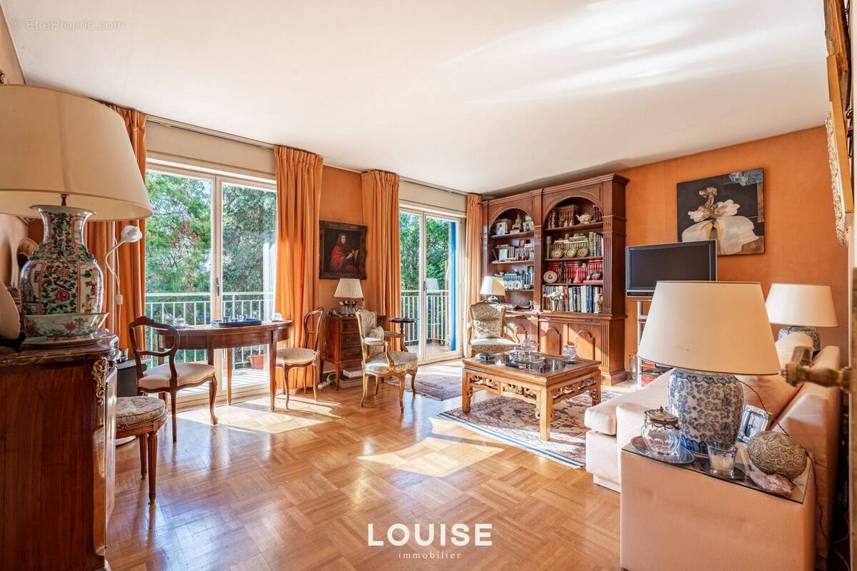 Appartement à CHAVILLE