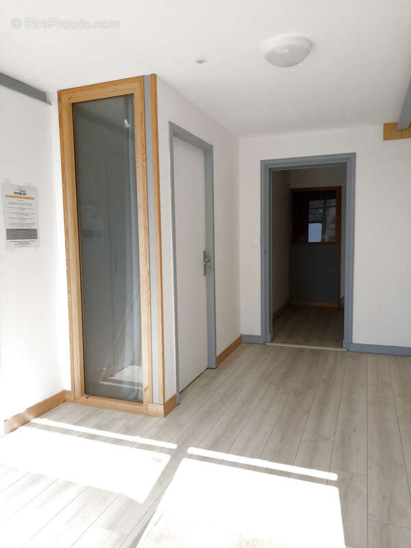 Appartement à HIERSAC