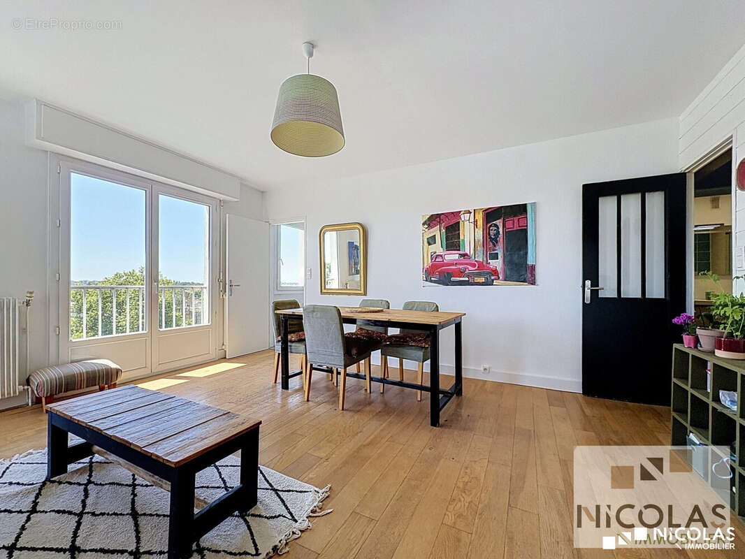 Appartement à BORDEAUX