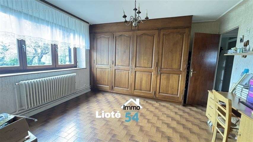 Maison à BREMONCOURT