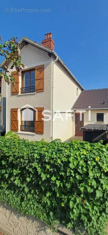 Photo 1 - Maison à TREMBLAY-EN-FRANCE