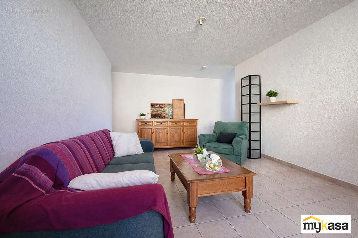 Appartement à PORT-SAINT-LOUIS-DU-RHONE