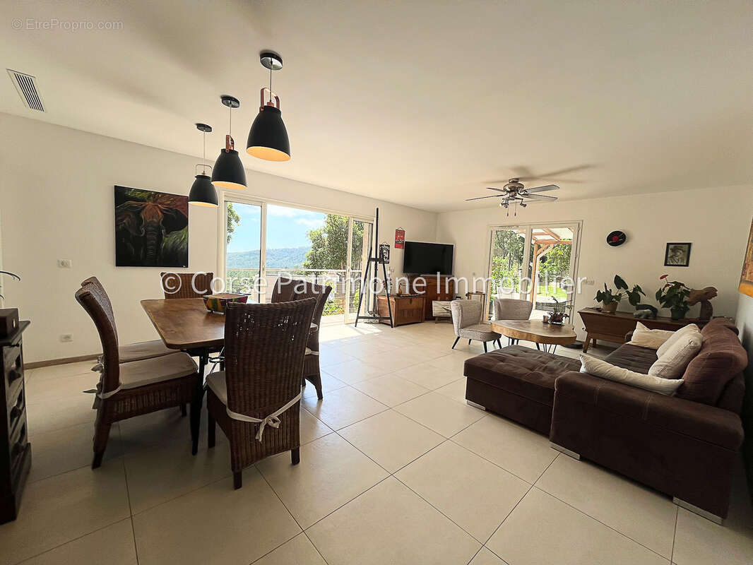 Maison à PORTO-VECCHIO