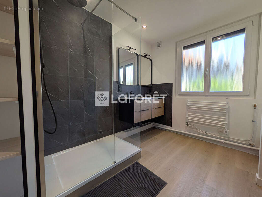 Appartement à ALBERTVILLE