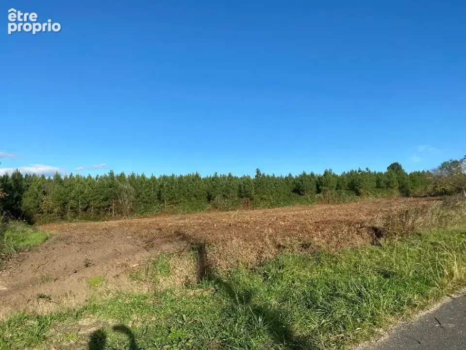 Terrain à AUROS