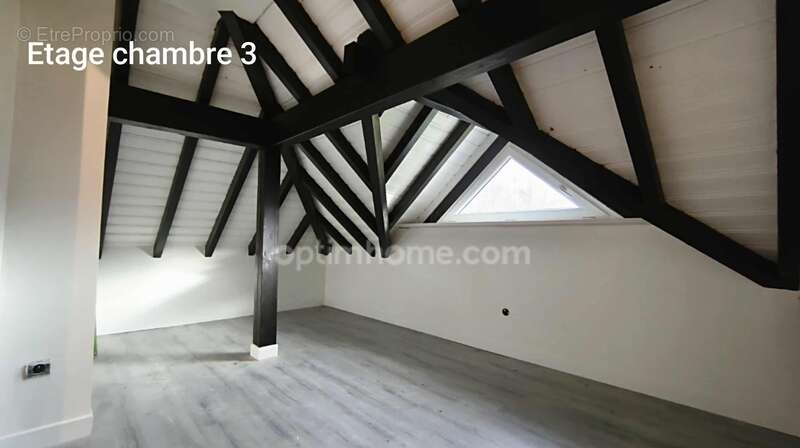 Maison à LE THILLOT