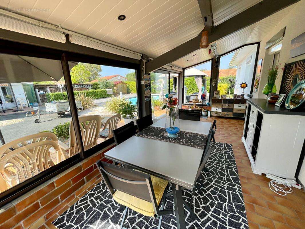 Maison à SAINT-JEAN-D&#039;ILLAC