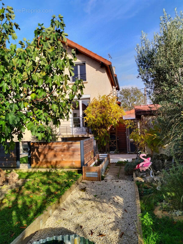 Maison à BOIS-D'ARCY