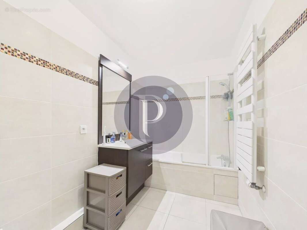 Appartement à LE PLESSIS-ROBINSON