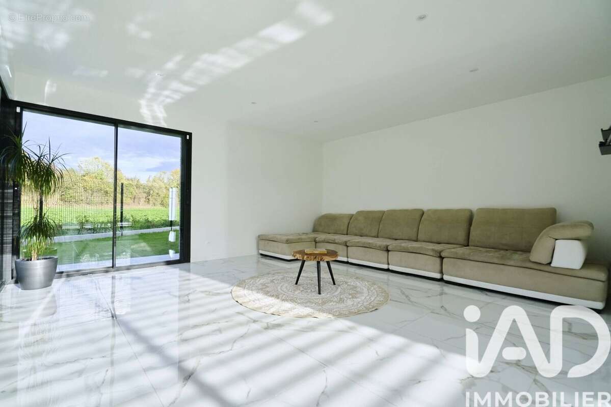 Photo 9 - Maison à AVELIN