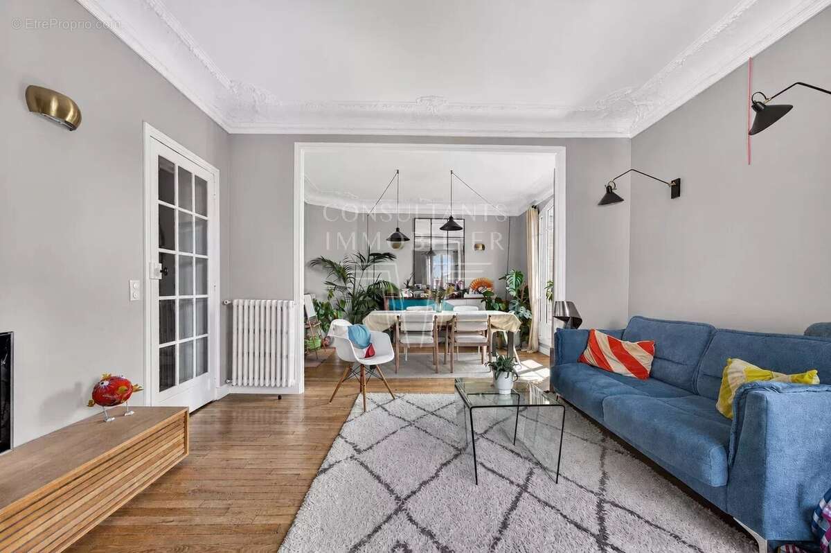 Appartement à LEVALLOIS-PERRET