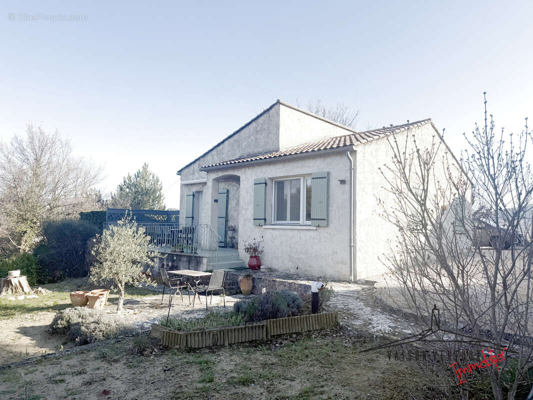 Maison à VAISON-LA-ROMAINE