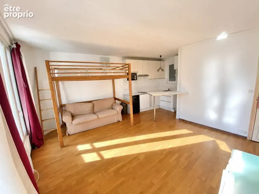 Paris 18ᵉ – 27 m² – plein sud – vue dégagée – cave – cellier - photo 4