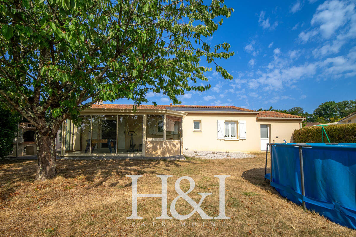 Maison à NIEUIL-L&#039;ESPOIR