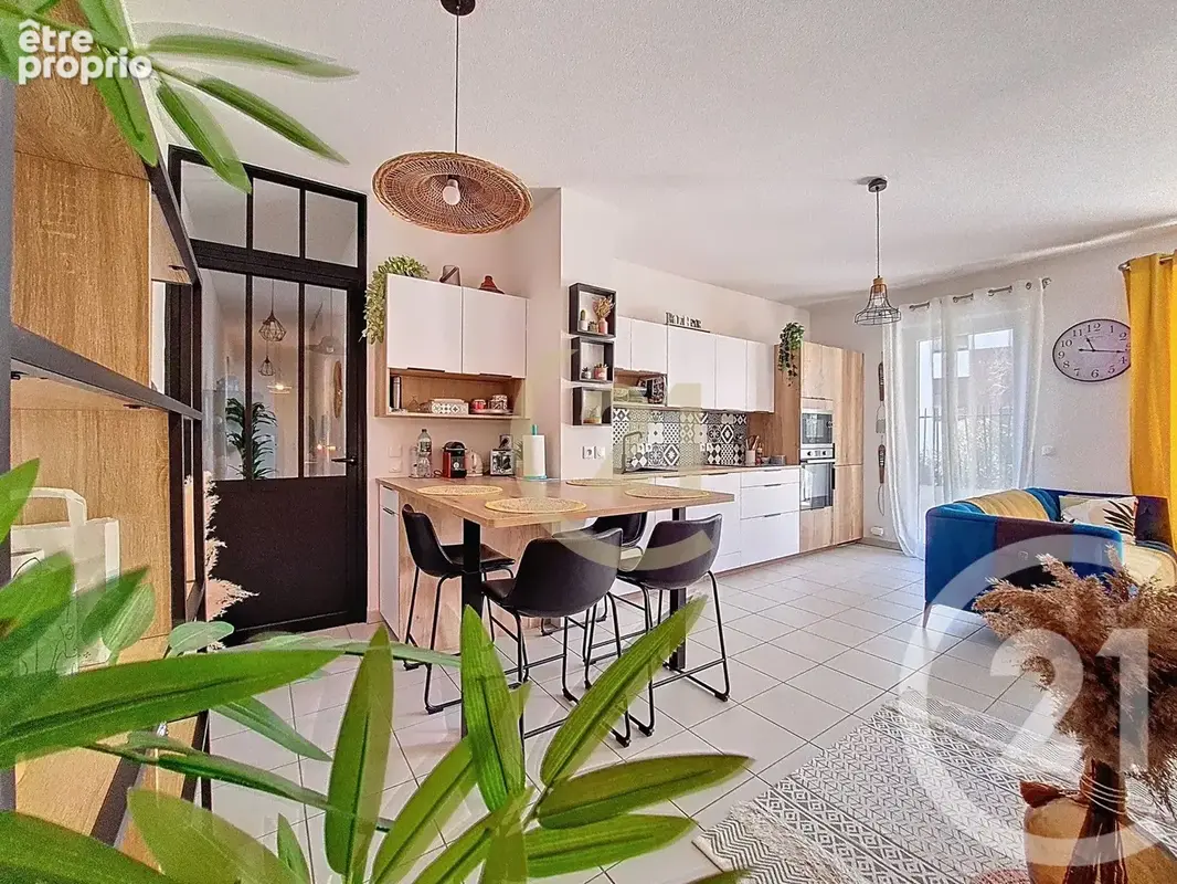 Appartement à SAINT-JEAN-DE-VEDAS