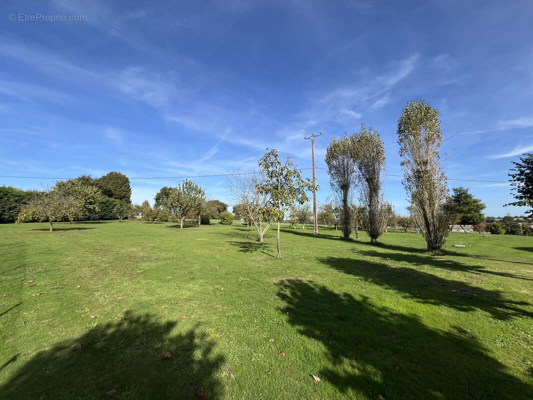 Maison à PLESSIX-BALISSON