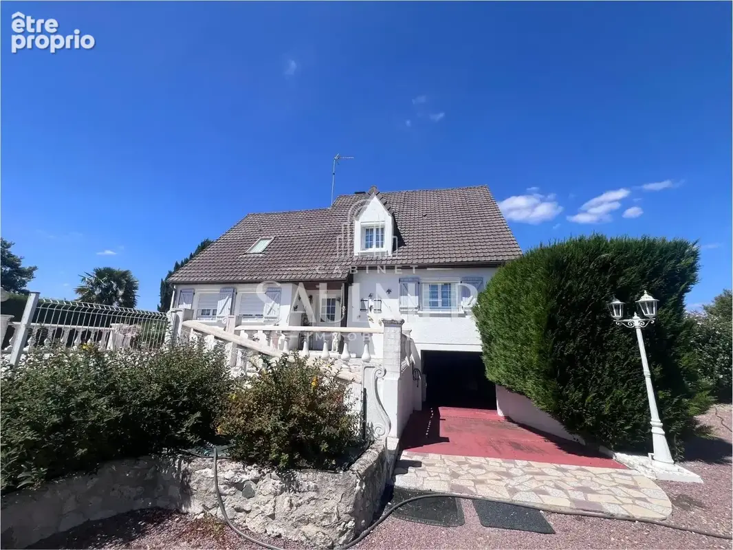 Maison à MAILLE