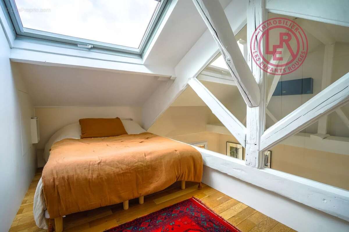 Appartement à PARIS-11E