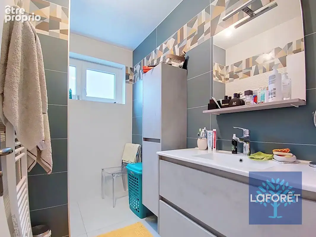 CHANTONNAY CENTRE-VILLE  maison 6 pièces 163m² habitable - photo 12