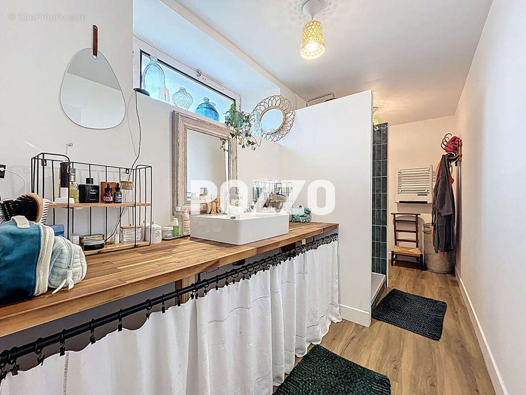 Maison à LINGREVILLE