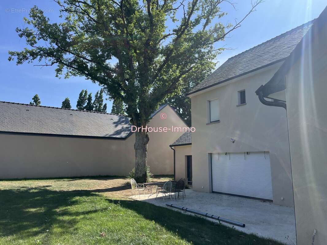 Maison à JUIGNE-SUR-LOIRE