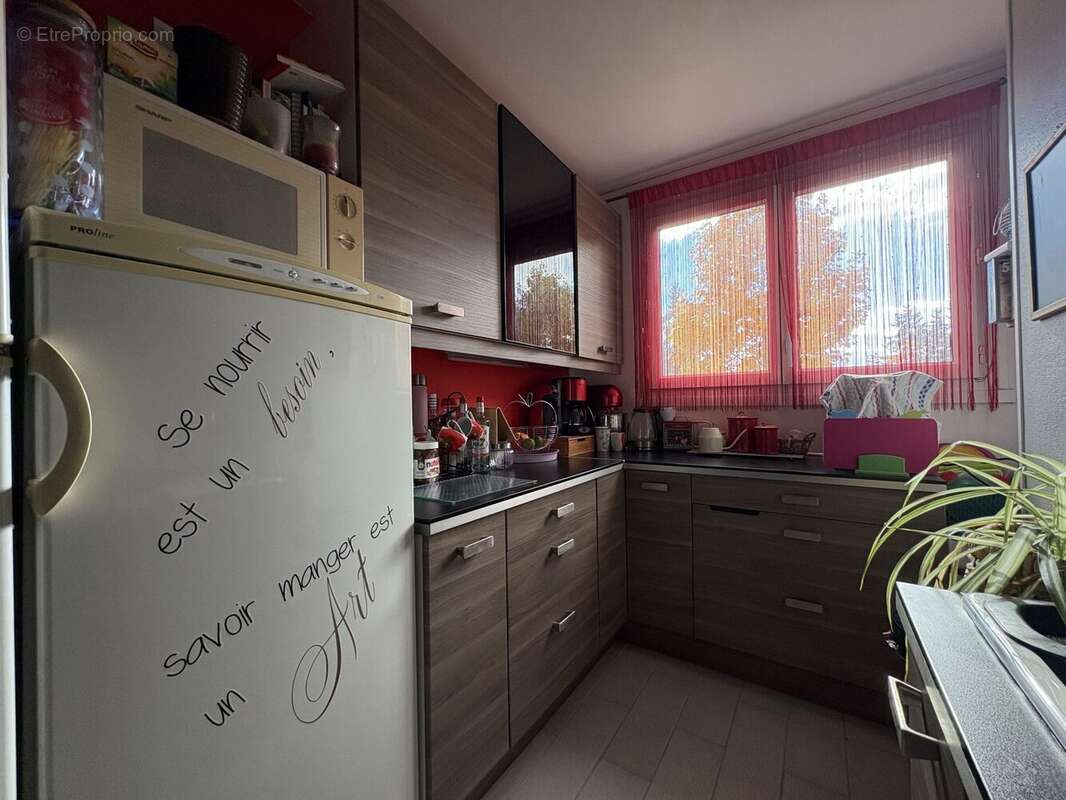 Appartement à MENNECY