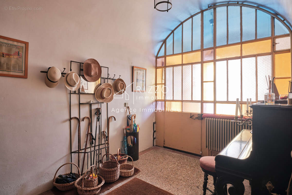 À Vendre : Ensemble Immobilier de 10 Pièces   Cachet Rare & Volumes Exceptionnels - photo 17