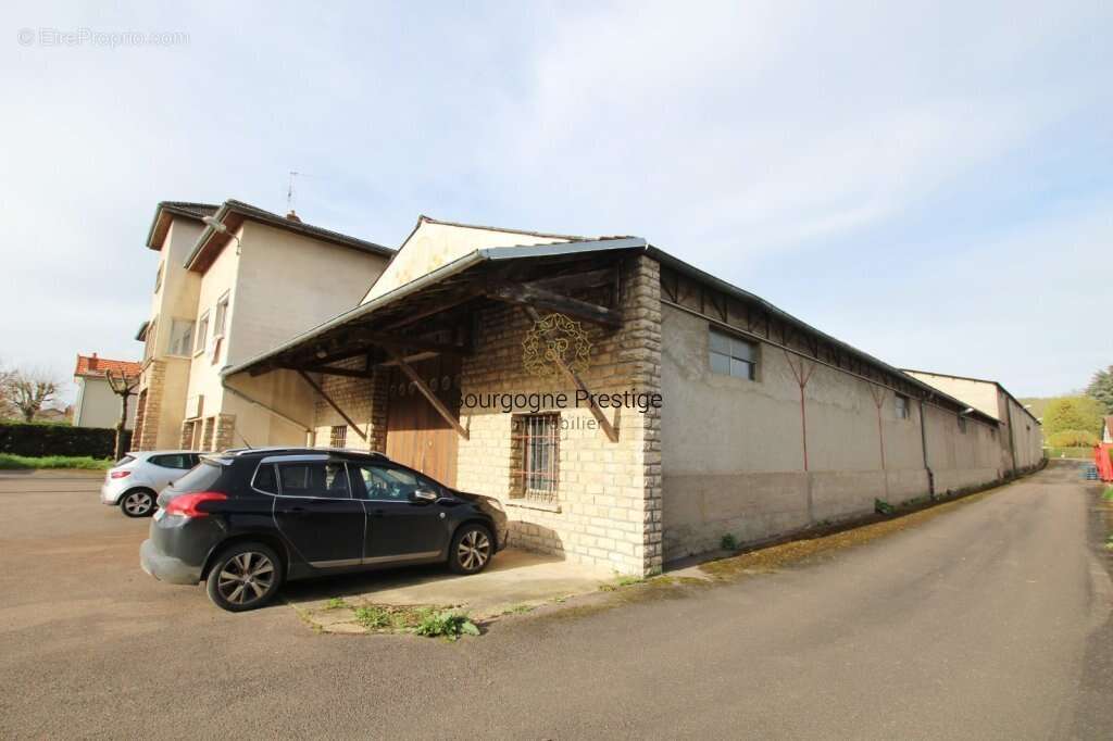 Appartement à SENNECEY-LE-GRAND