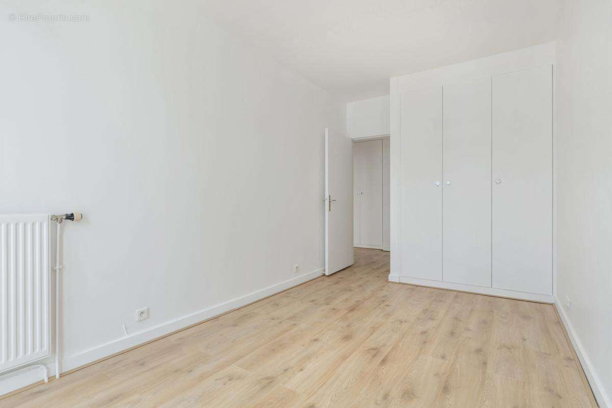 Appartement à LEVALLOIS-PERRET