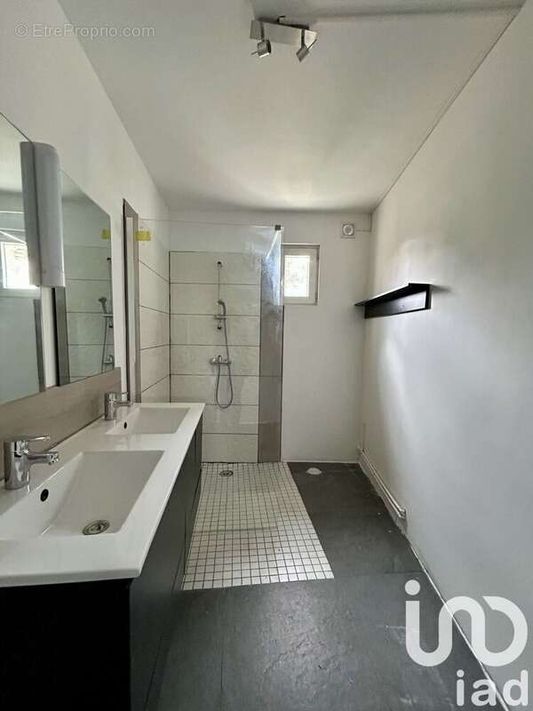 Photo 3 - Maison à MANNEVILLE-LA-GOUPIL