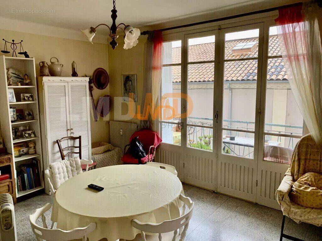 Appartement à NIMES
