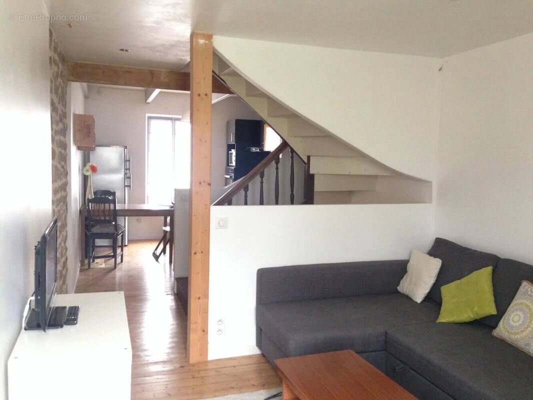 Maison à PLONEVEZ-PORZAY