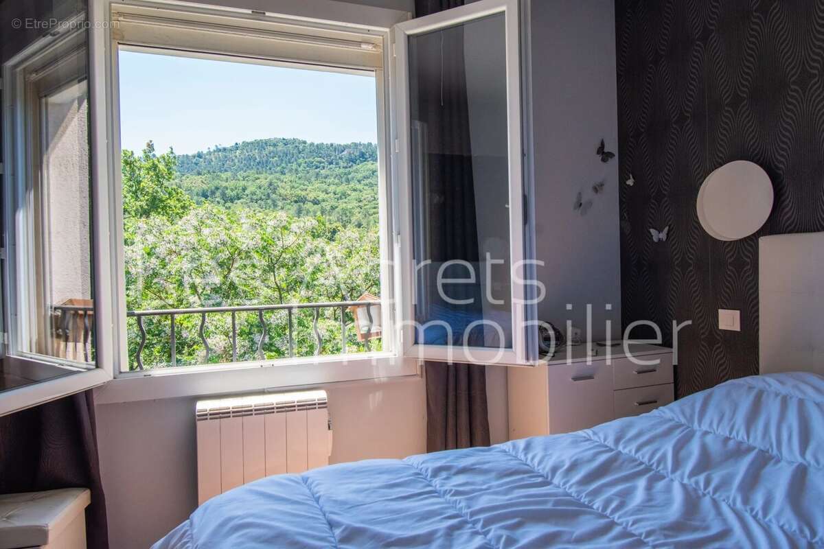 Maison à LES ADRETS-DE-L'ESTEREL
