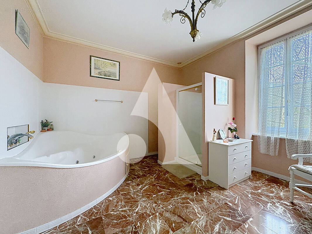 Maison à POULAN-POUZOLS